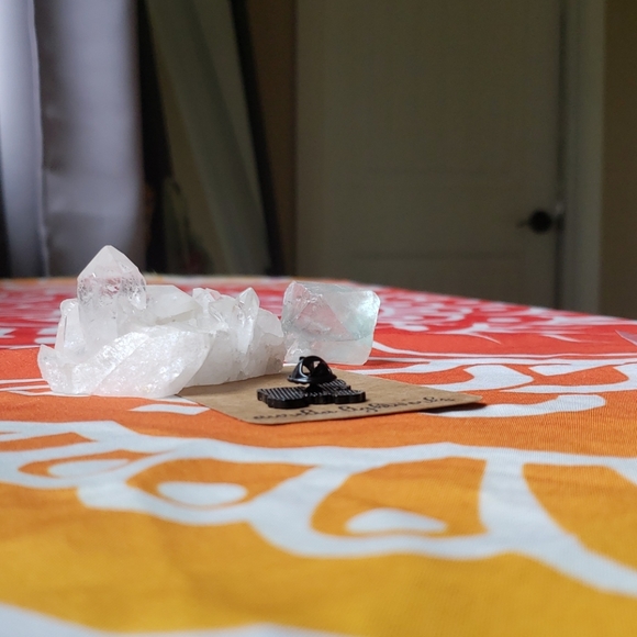 Ello worm Labyrinth pin - Picture 6 of 6